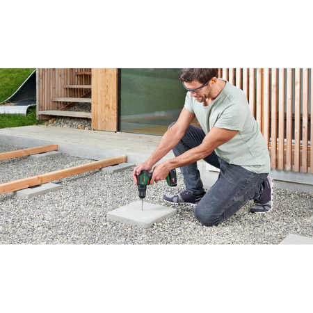 Bosch wiertarko-wkrętarka akumulatorowa z udarem  UniversalImpact 18V-60 (2x 2,0Ah) 