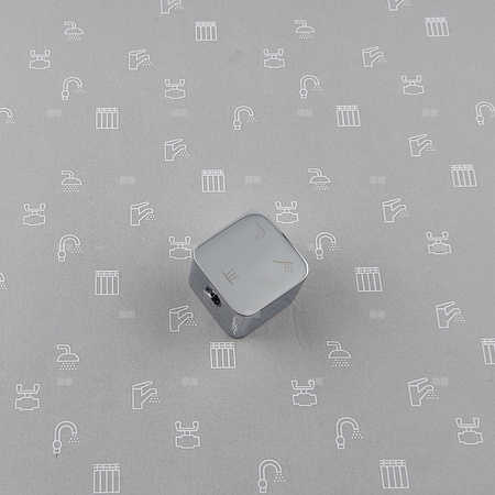 Uchwyt przełącznika natrysku do baterii ze składaną wylewką LOGON CHROM