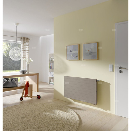 Grzejnik płytowy Kermi®X2® Line-V typ 12 705x66x605 biały,10 bar, zaworowy prawy, z osłonami
