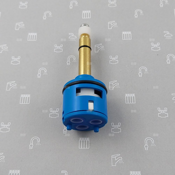 Przełącznik natrysku do baterii podtynkowej HALIT