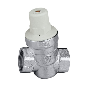 Regulator ciśnienia CALEFFI 5330, GW 1/2'', 16 bar, wersja skośna