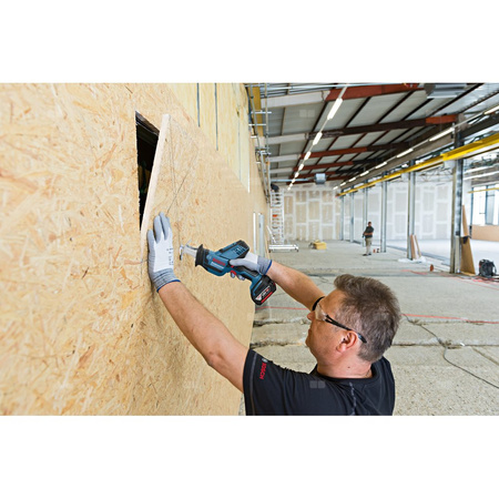 Piła szablasta GSA 18 V-LI C 18 V, 2x5,0 Ah Li-Ion, GAL 1880 CV, skok 21 mm, E, O, L-BOXX 136