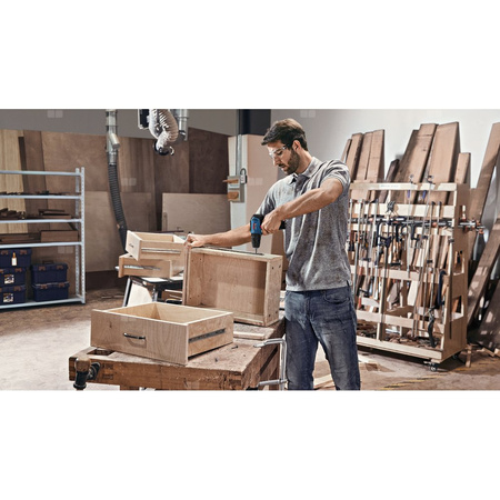 Wiertarko-wkrętarka udarowa 0.601.9G9.102