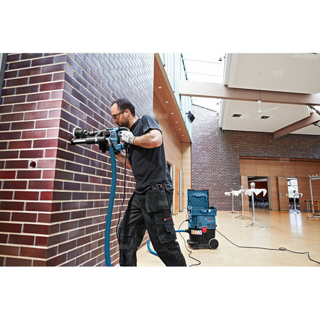 GDE 16 Plus Zestaw do odsysania pyłu do młotów SDS-plus, zawiera adapter do koron wiertniczych, karton