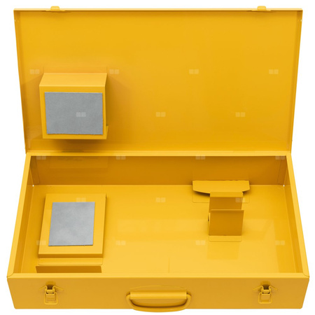 Skrzynka blaszana z wkładką